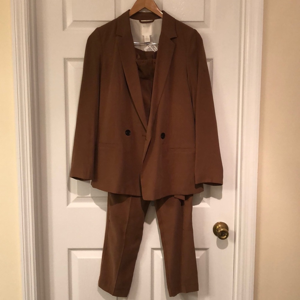 Beautiful pantsuit from H&M.Jacket WT